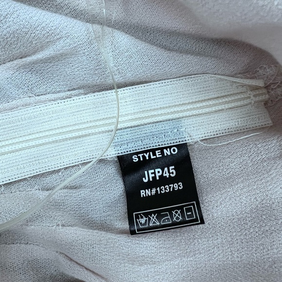 POL Pleated Distressed Flowy Side Zip Casual Shorts ๐ - Picture 8 of 13